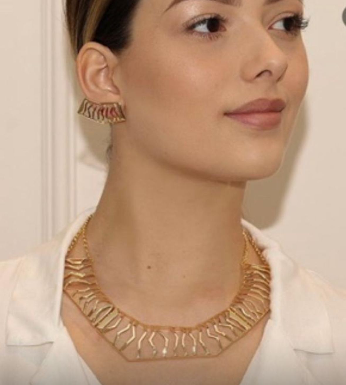 Necklace gold plated